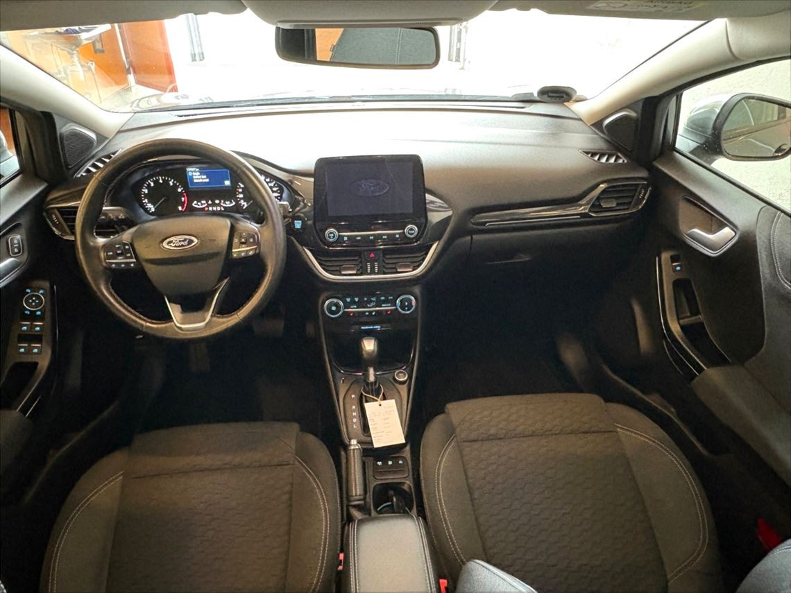 Grå Ford Puma fra 2021