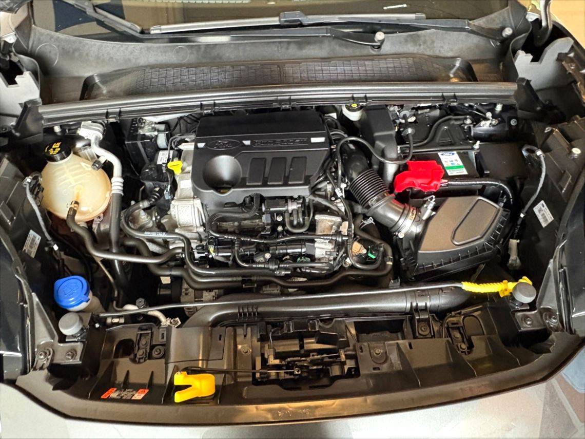 Grå Ford Puma fra 2021