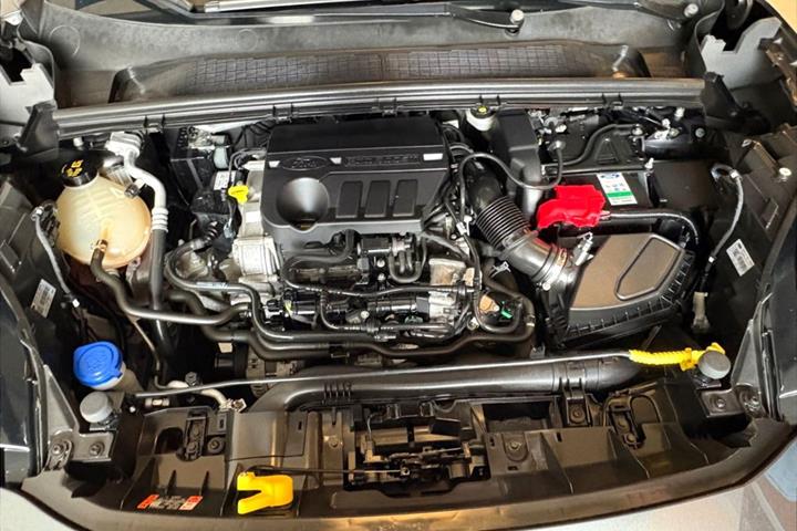 Grå Ford Puma fra 2021
