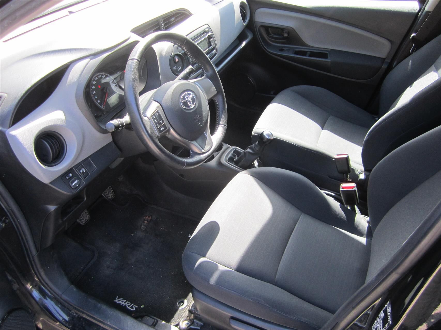 undefined Toyota Yaris fra 2015