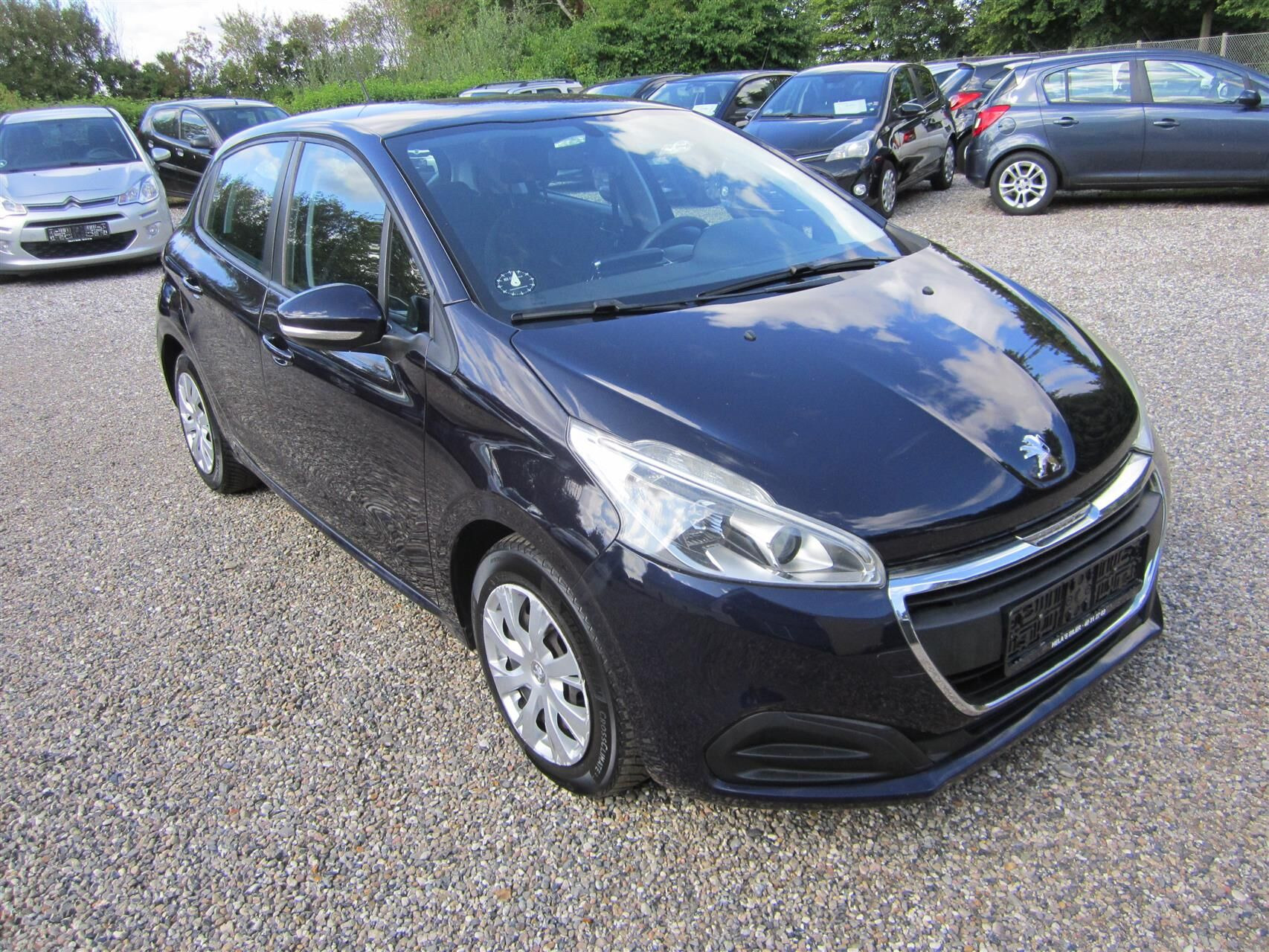 undefined Peugeot 208 fra 2015
