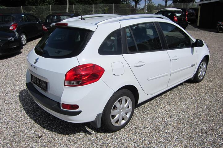 Hvid Renault Clio fra 2012