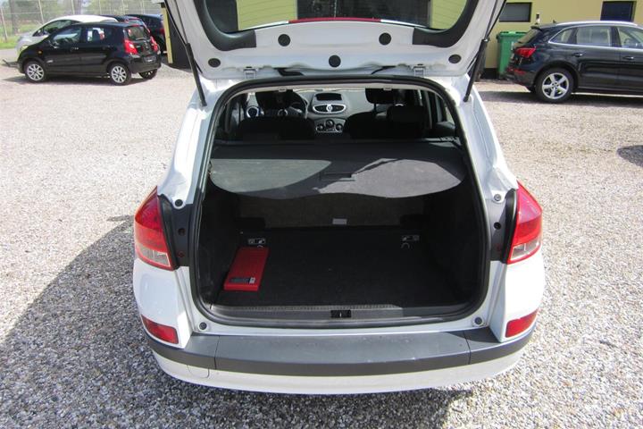 Hvid Renault Clio fra 2012