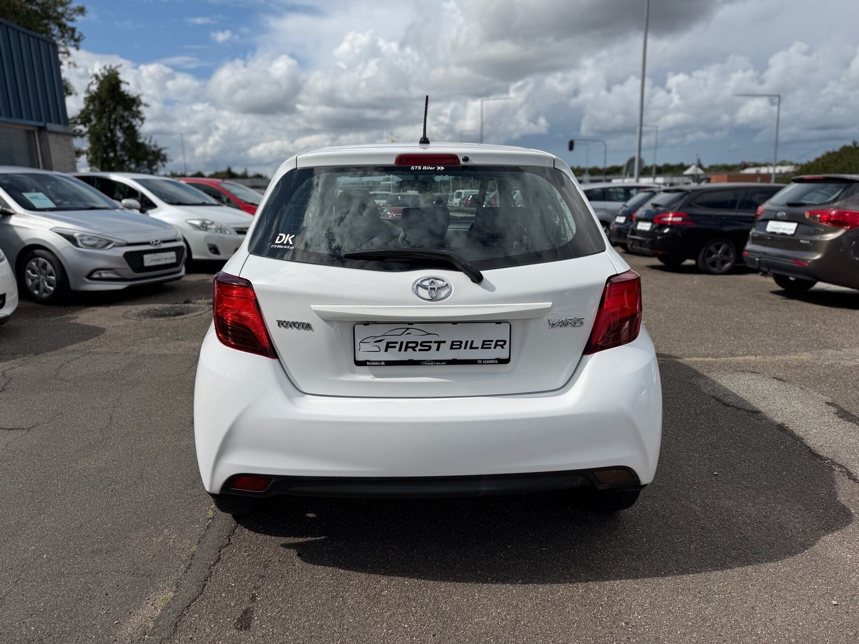 undefined Toyota Yaris fra 2015