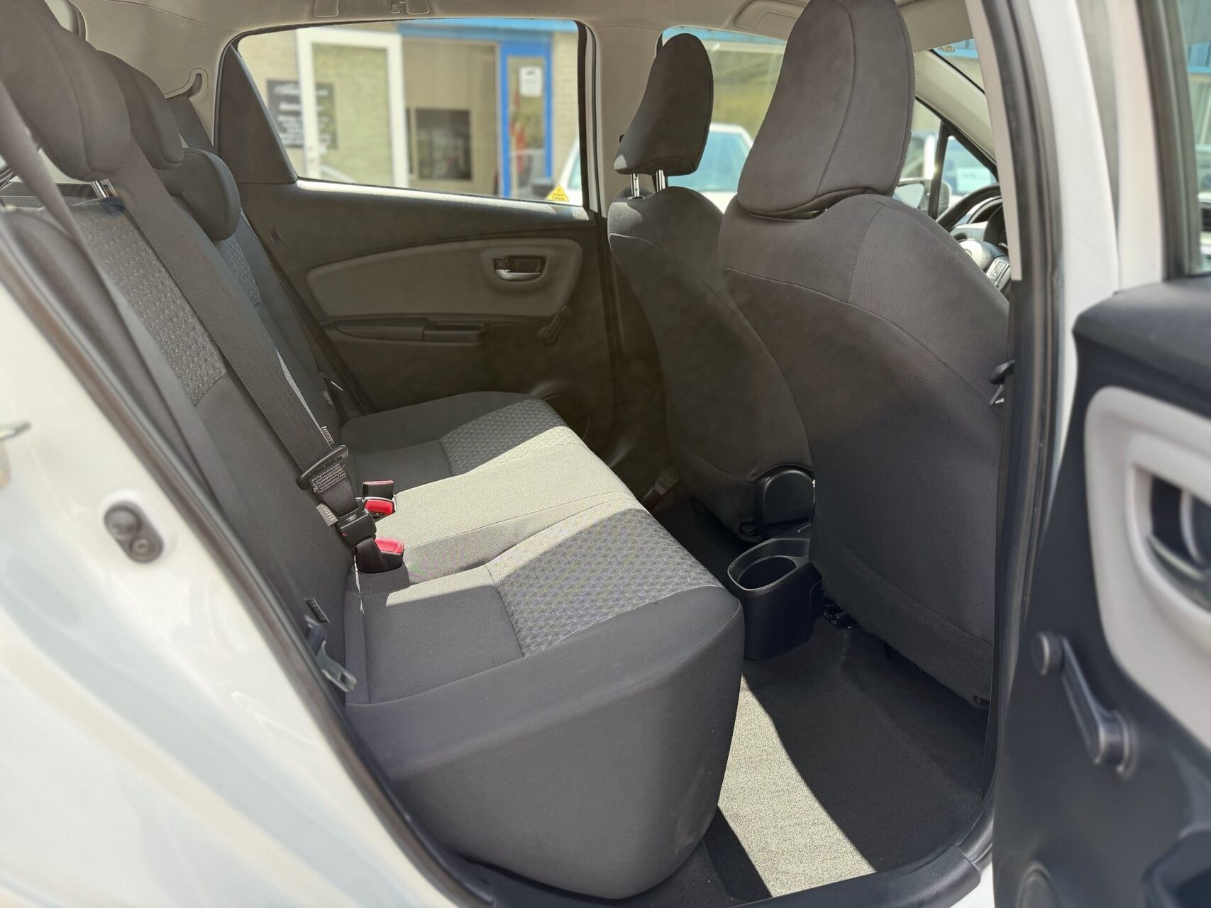 undefined Toyota Yaris fra 2015