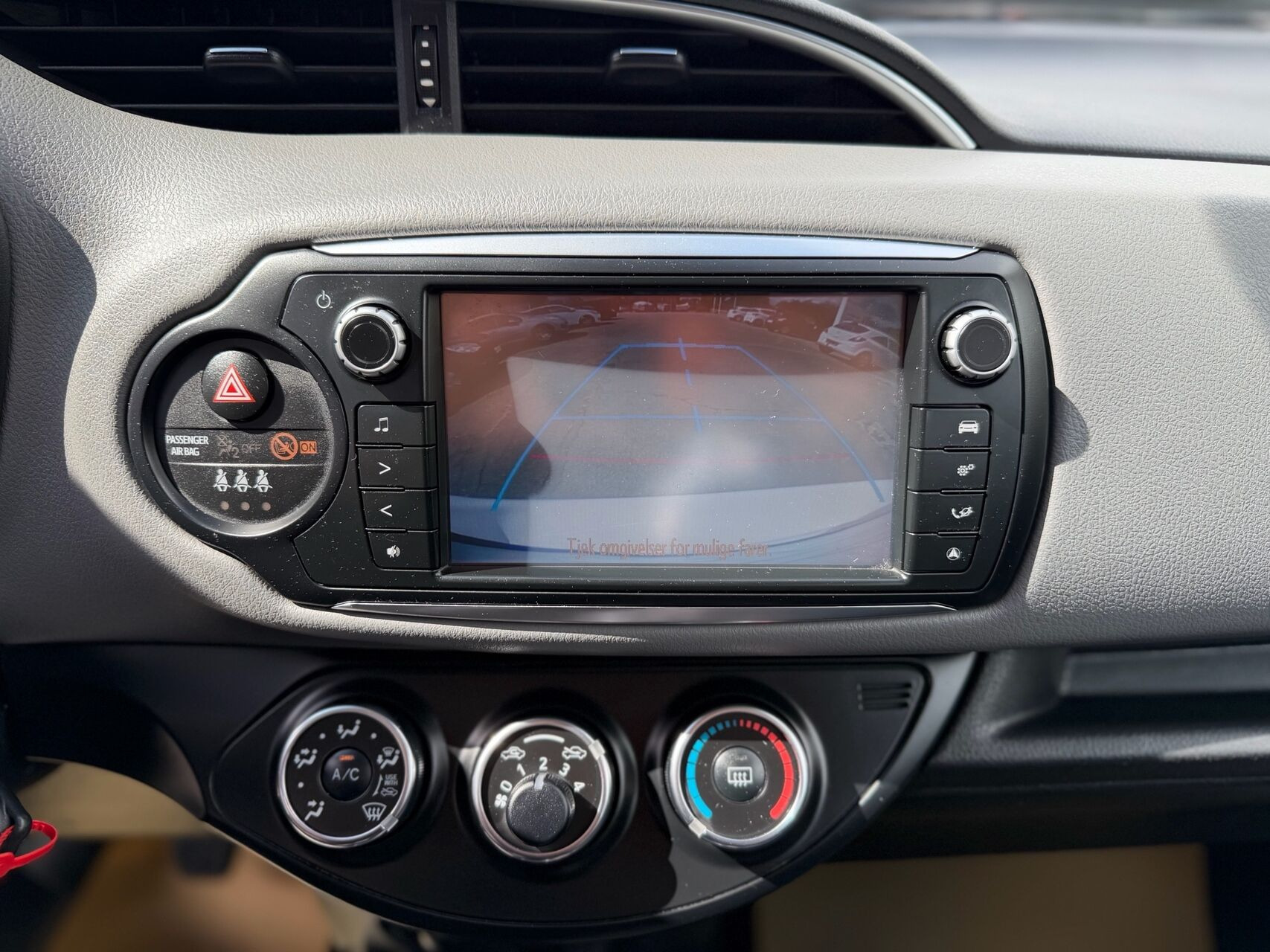 undefined Toyota Yaris fra 2015