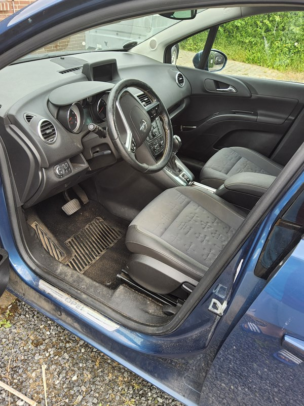 undefined Opel Meriva fra 2016