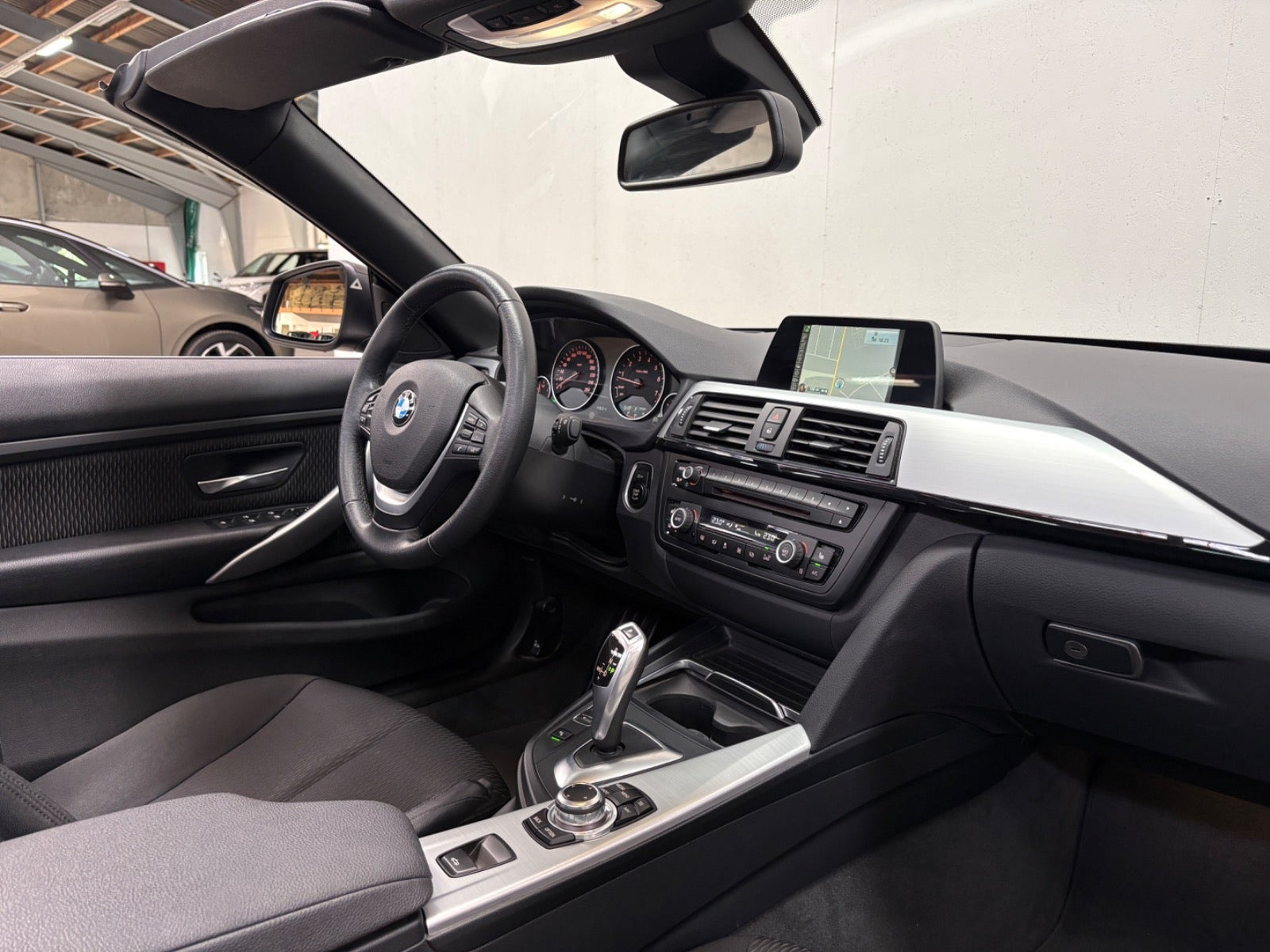 Sort BMW 420i fra 2016