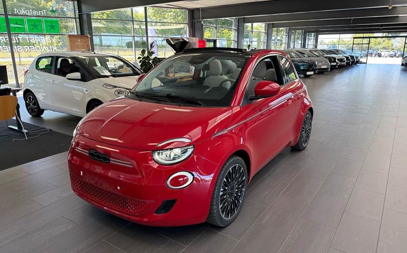 Fiat 500e 42 la Prima Cabrio