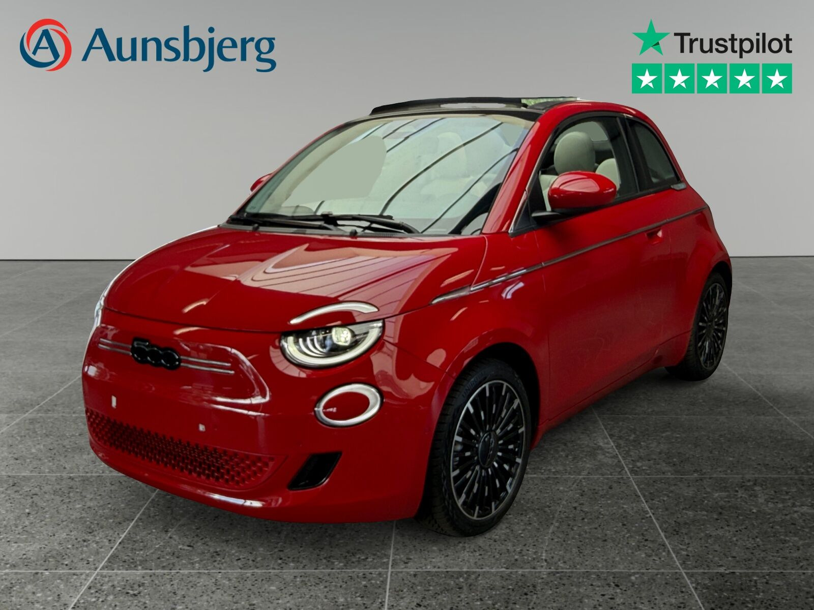 Rød Fiat 500e fra 2024