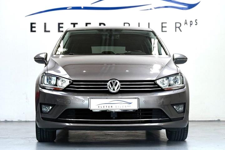 Sort VW Golf Sportsvan fra 2016