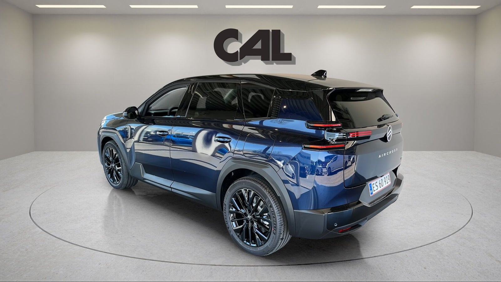 Blå Citroën ë-C5 Aircross fra 2026