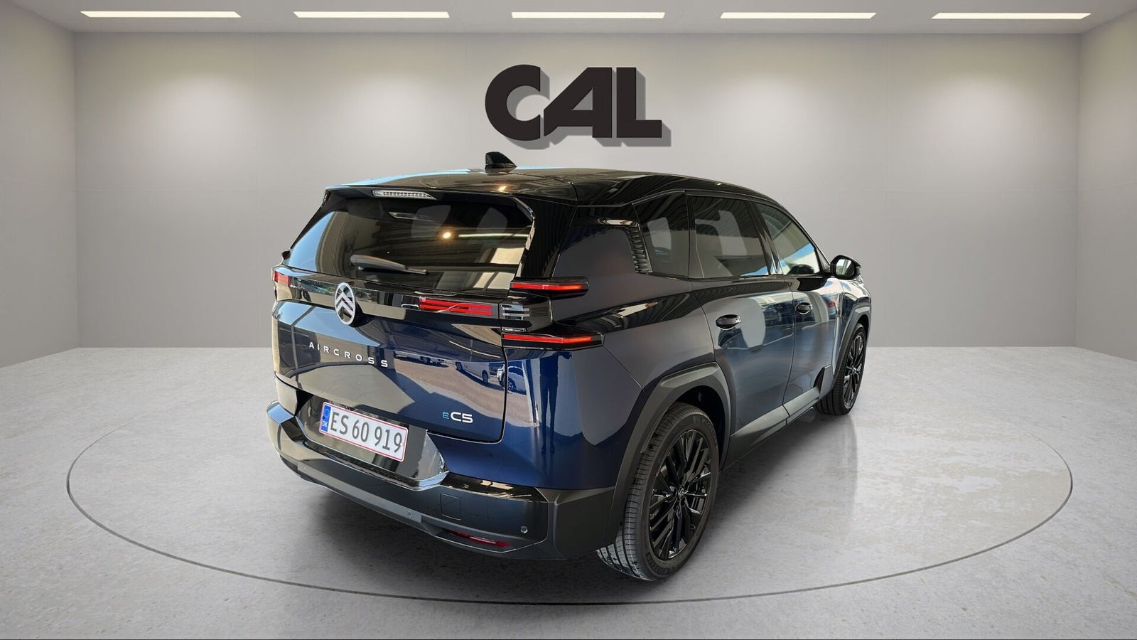 Blå Citroën ë-C5 Aircross fra 2026