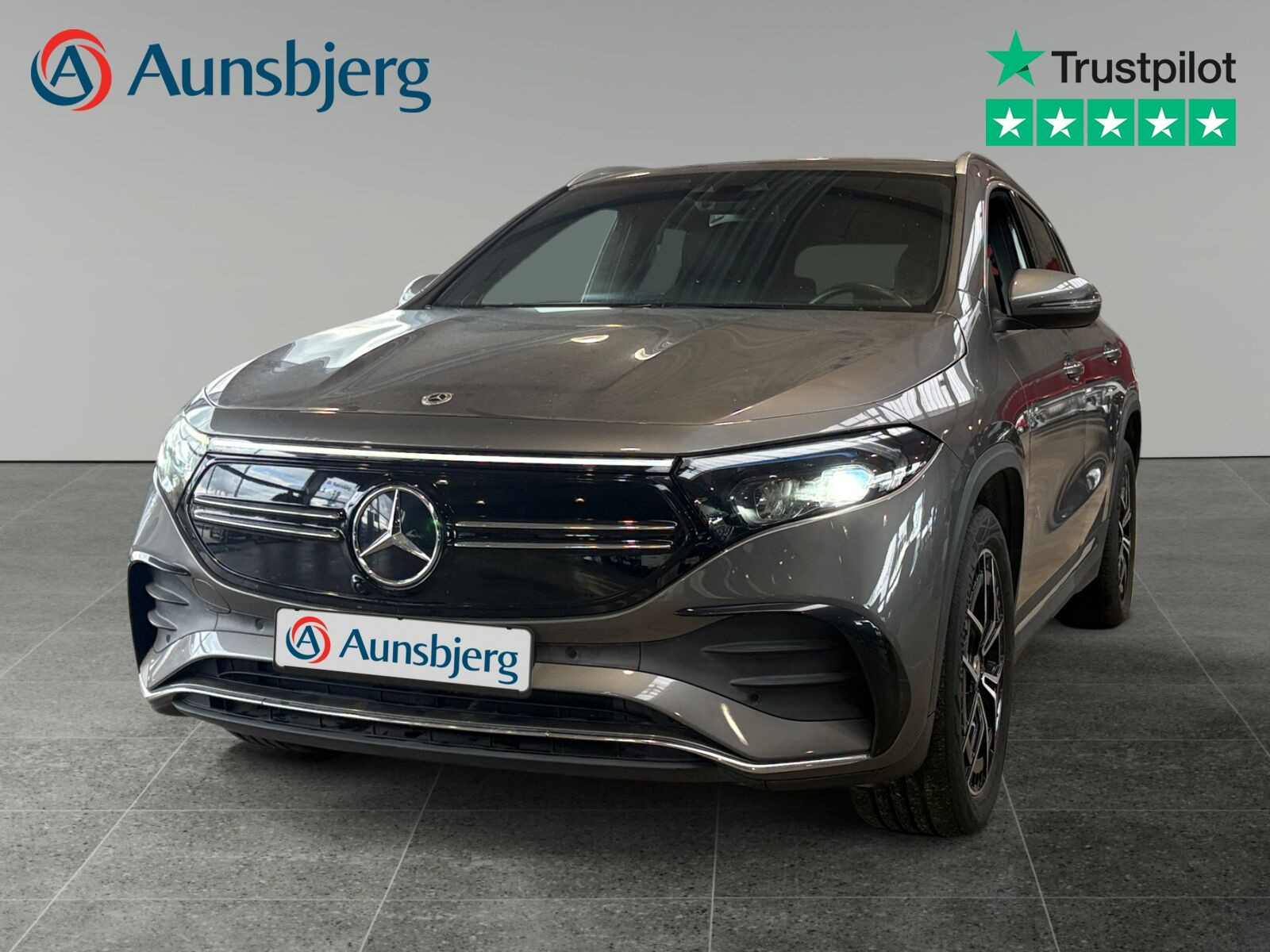 Grå Mercedes EQA350 fra 2023