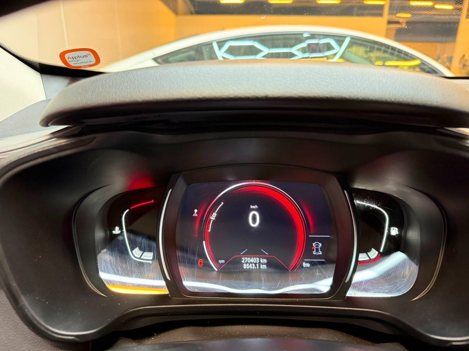 Rød Renault Kadjar fra 2016