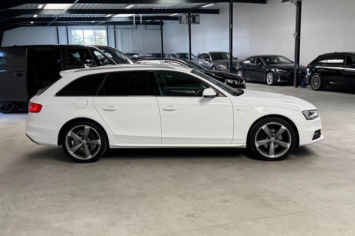 Hvid Audi A4 fra 2015