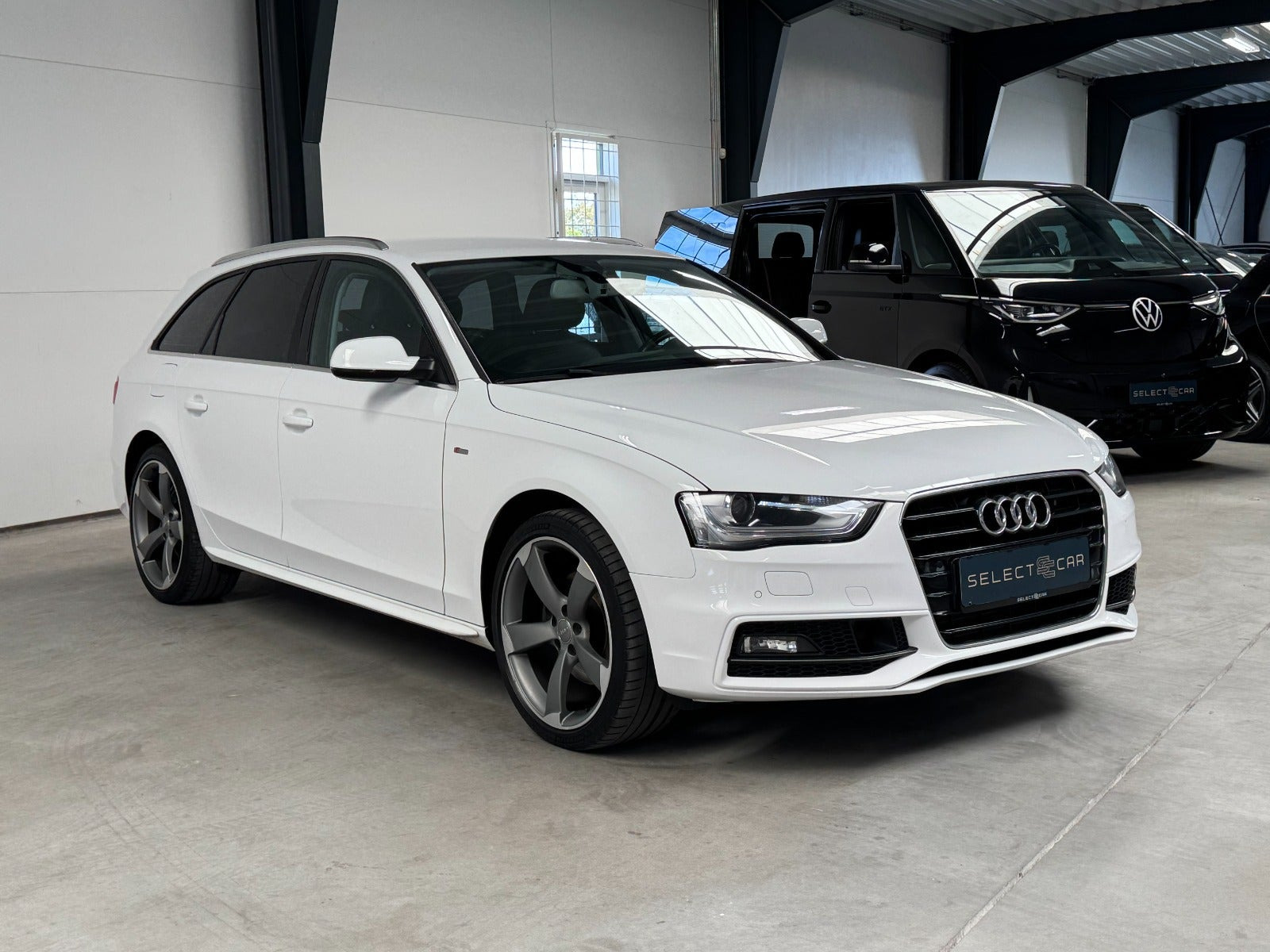 Hvid Audi A4 fra 2015