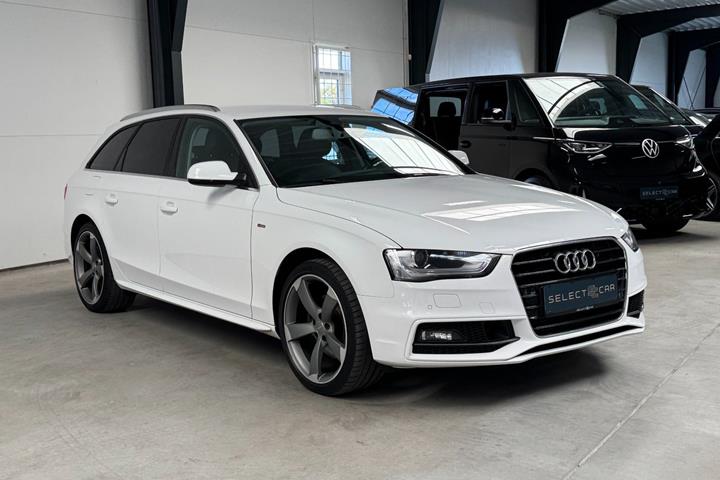 Hvid Audi A4 fra 2015