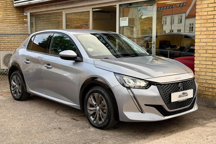 Sølv Peugeot e-208 fra 2021