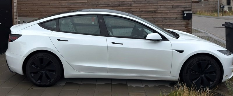 undefined Tesla Model 3 fra 2026
