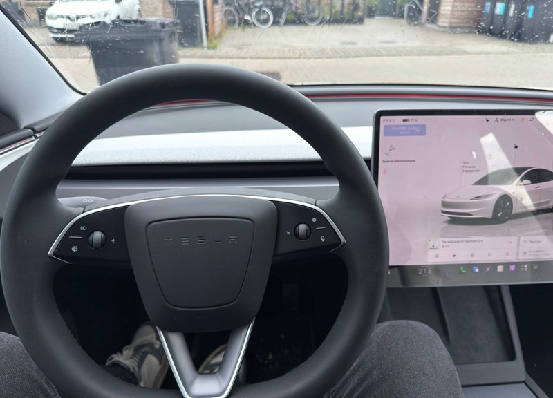 undefined Tesla Model 3 fra 2026