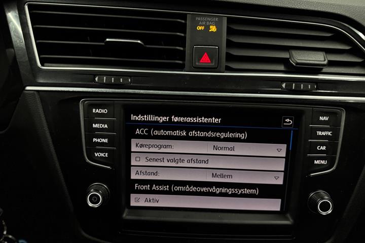 Hvid VW Tiguan fra 2017