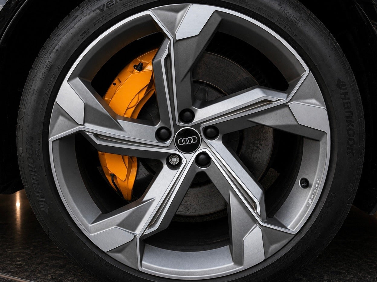 Sort Audi e-tron S fra 2022