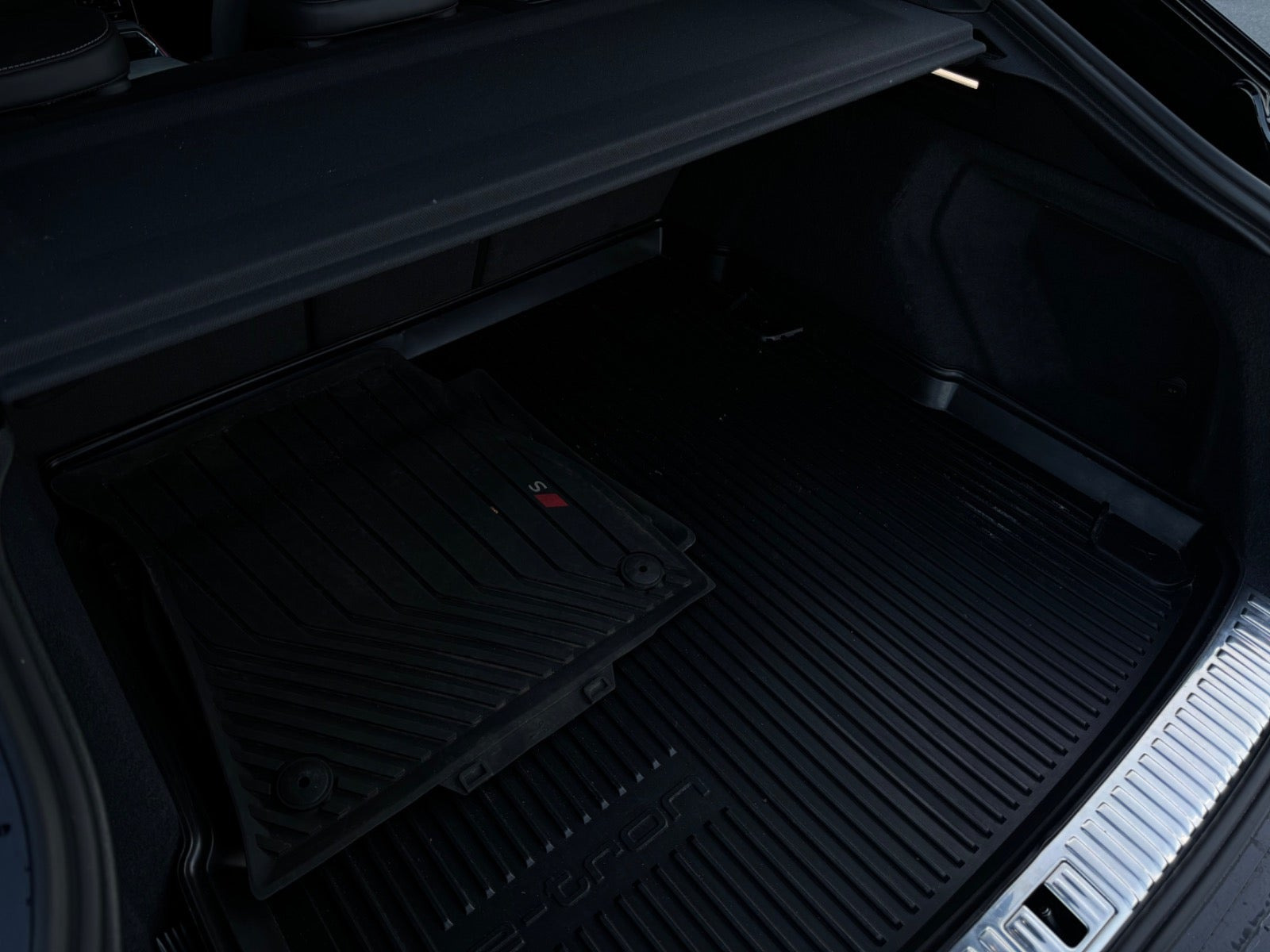 Sort Audi e-tron S fra 2022