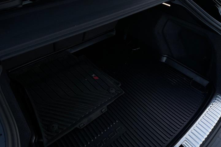 Sort Audi e-tron S fra 2022