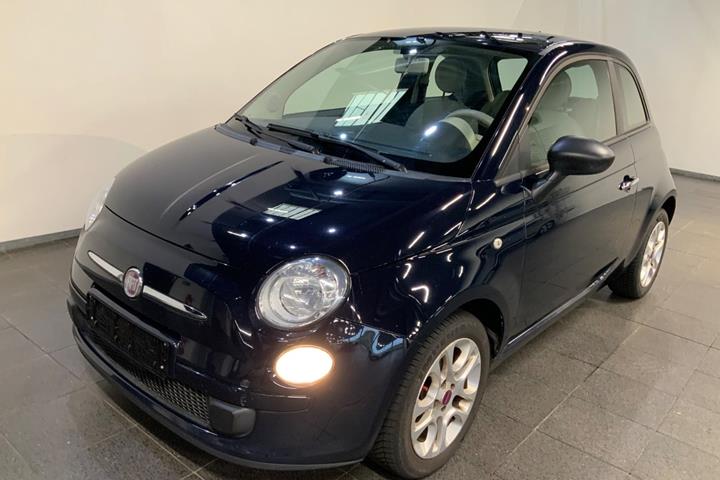 Blå Fiat 500 fra 2011 set udefra