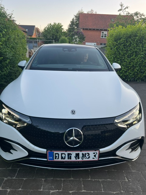 Mercedes EQE350 AMG Line