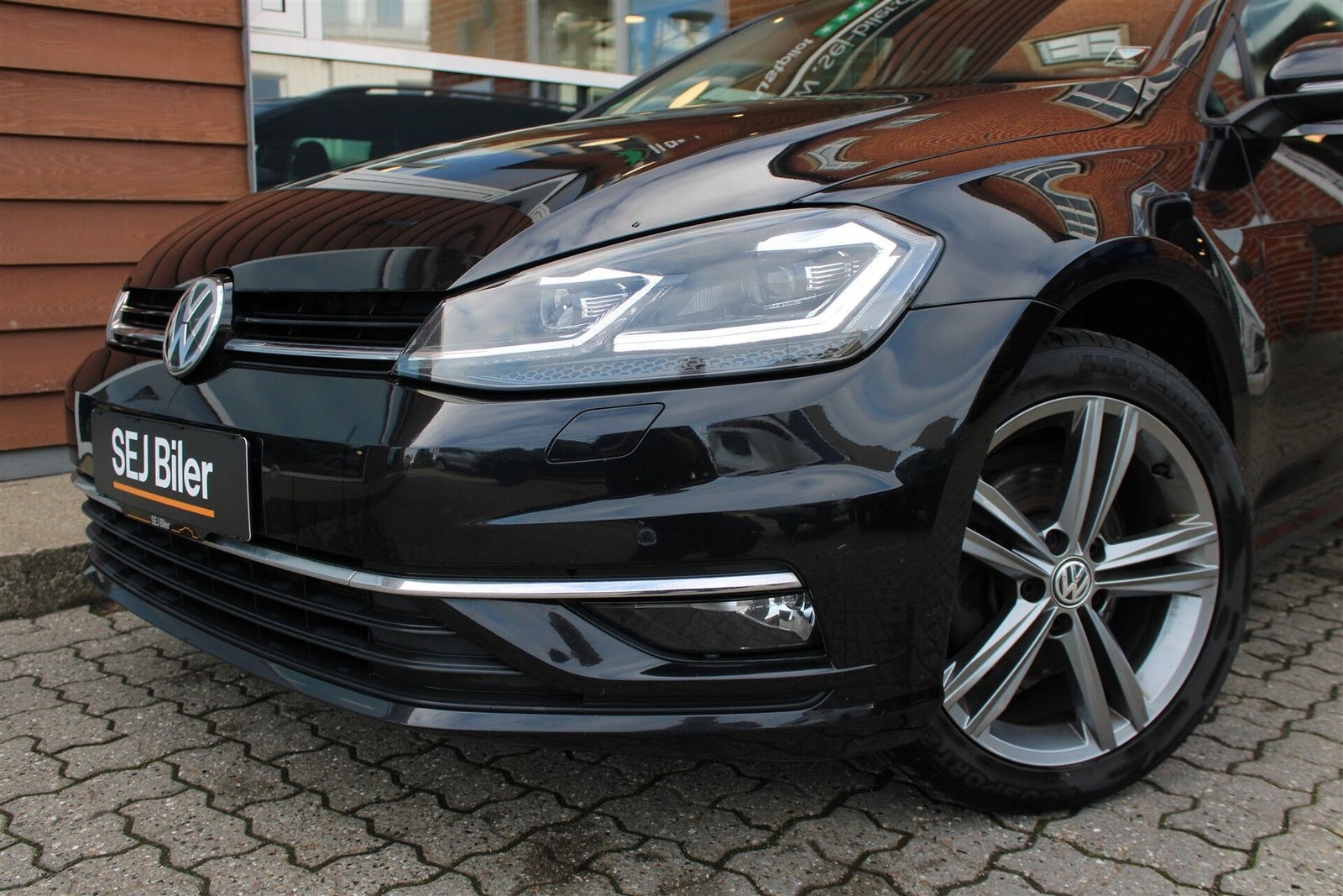 Sort VW Golf VII fra 2018