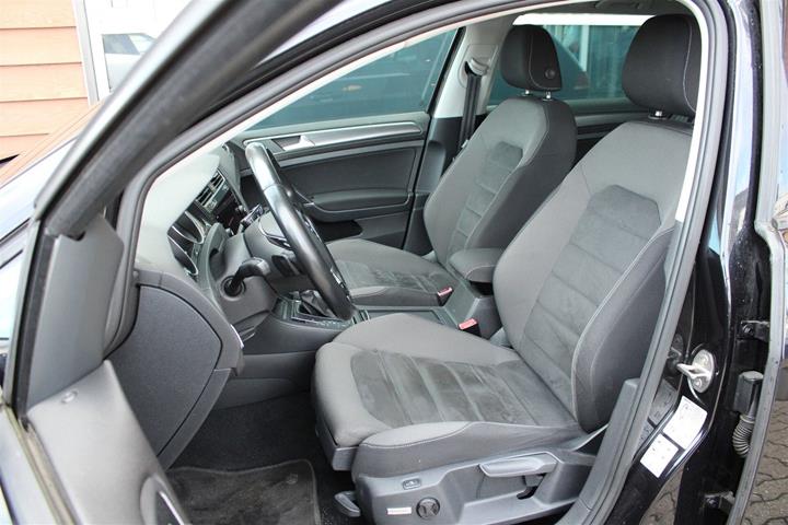Sort VW Golf VII fra 2018