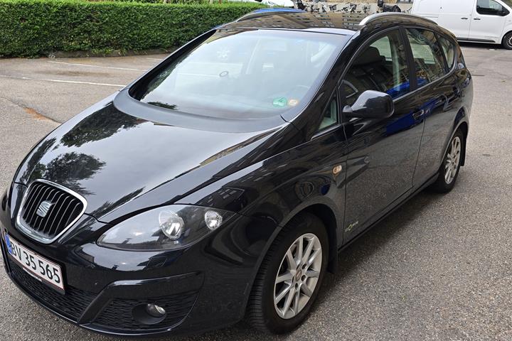 Sort Seat Altea XL fra 2012