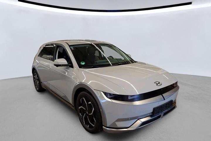 Grå Hyundai Ioniq 5 fra 2023