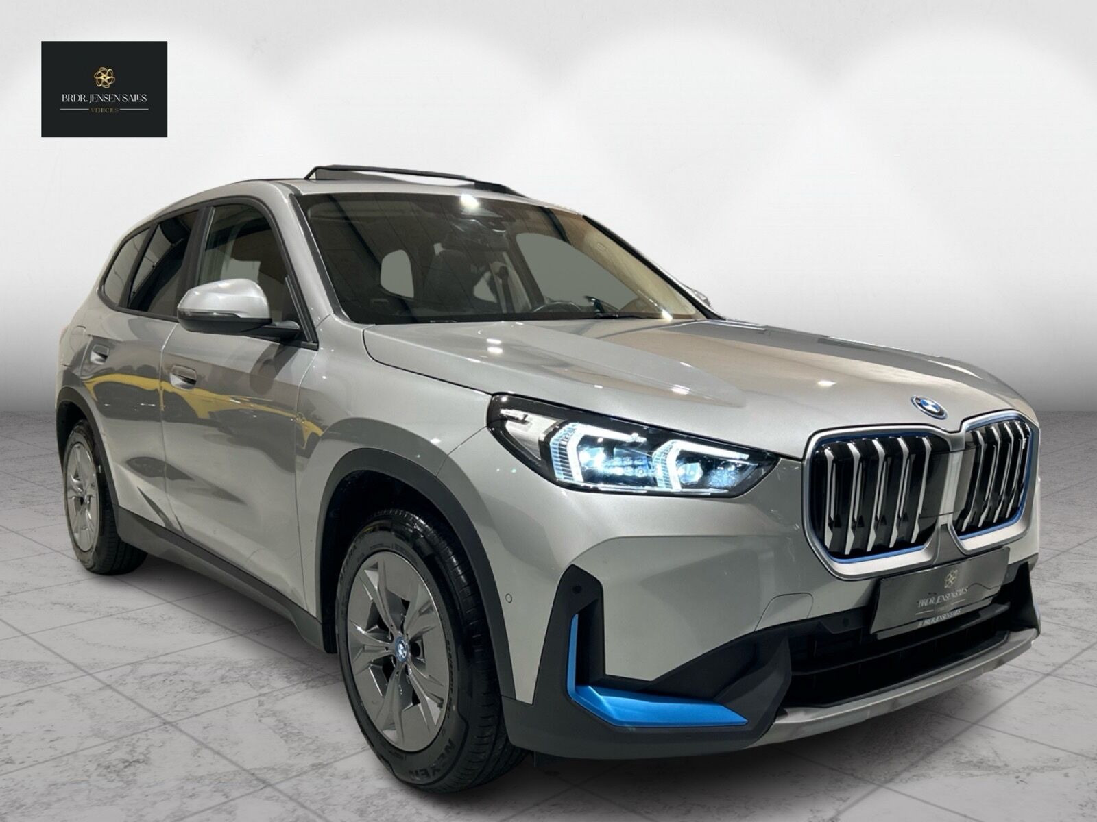 BMW iX1 xDrive30 EL 4x4 313HK 5d Aut.