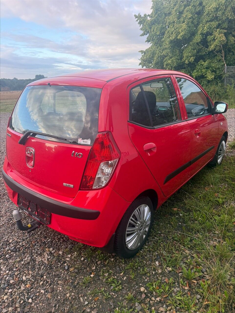 Rød Hyundai i10 fra 2010