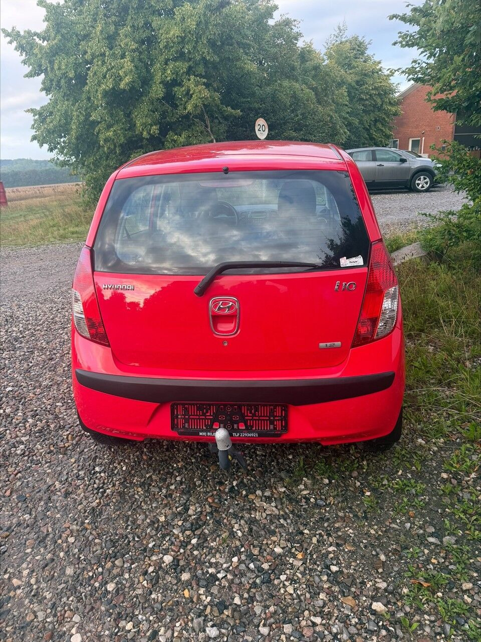 Rød Hyundai i10 fra 2010
