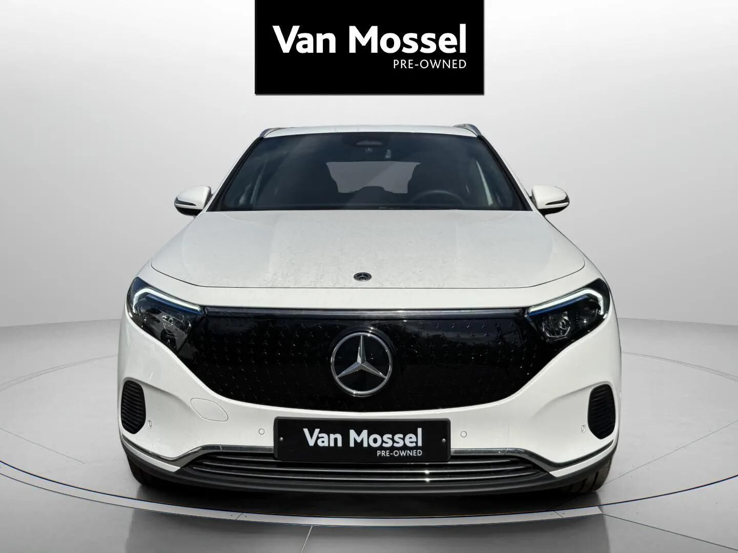 Hvid Mercedes EQA 250+ fra 2025