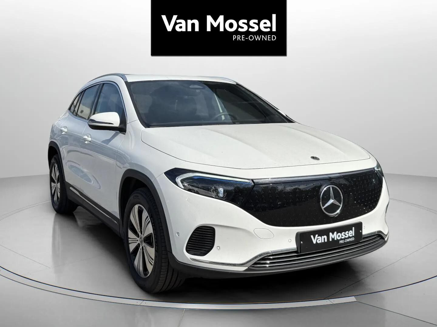 Hvid Mercedes EQA 250+ fra 2025
