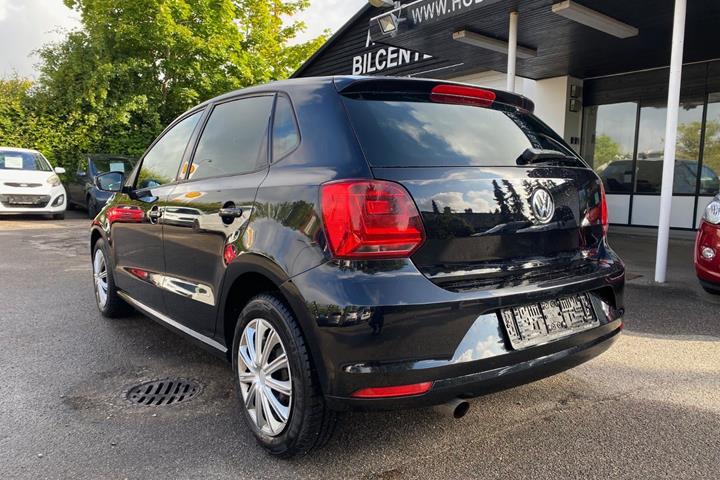 Sort VW Polo fra 2015