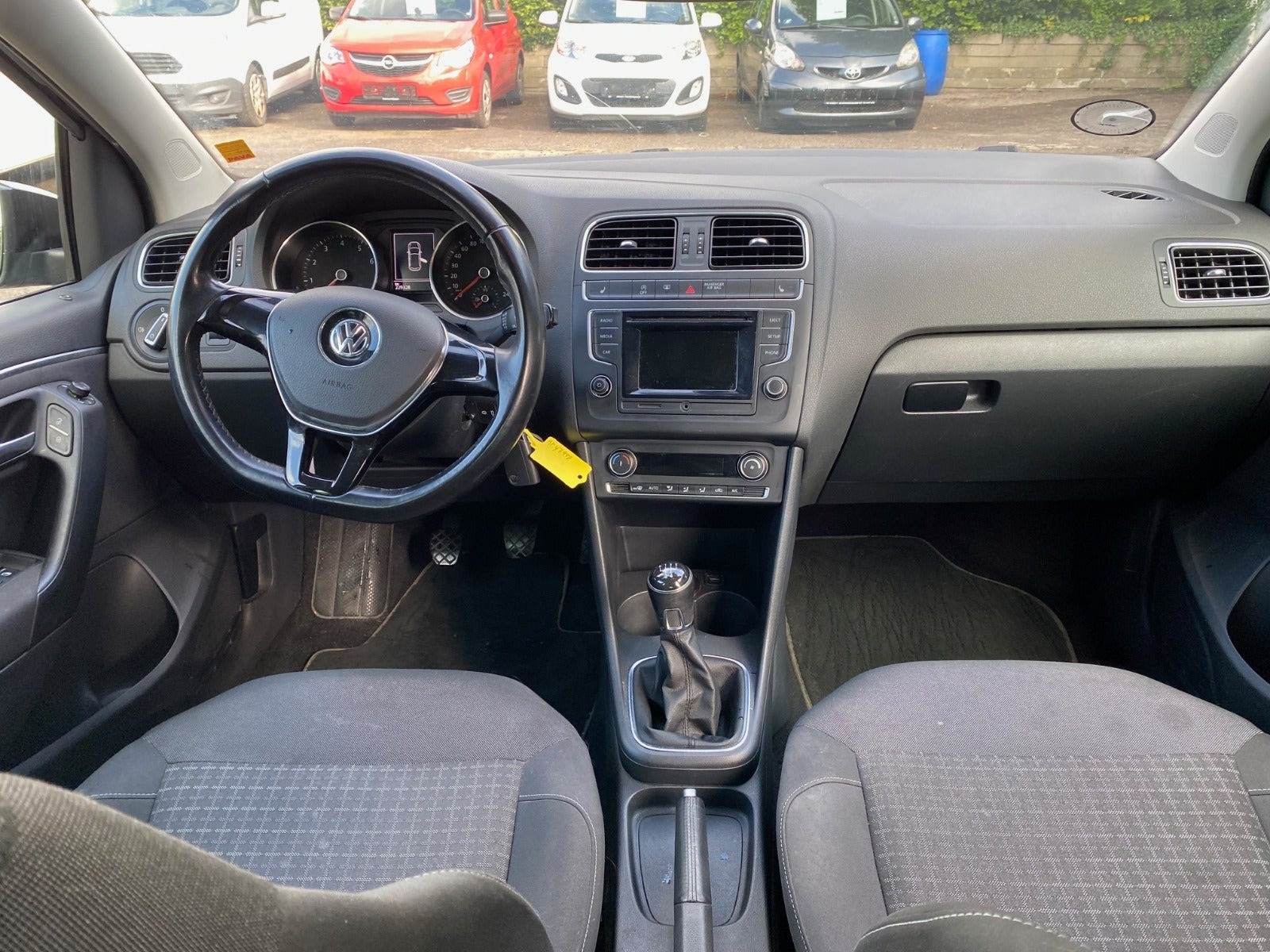 Sort VW Polo fra 2015