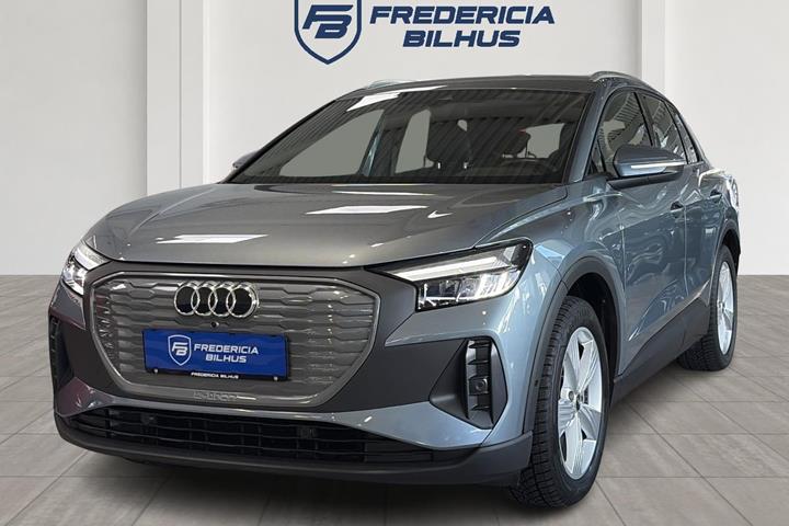 Grå Audi Q4 e-tron fra 2023