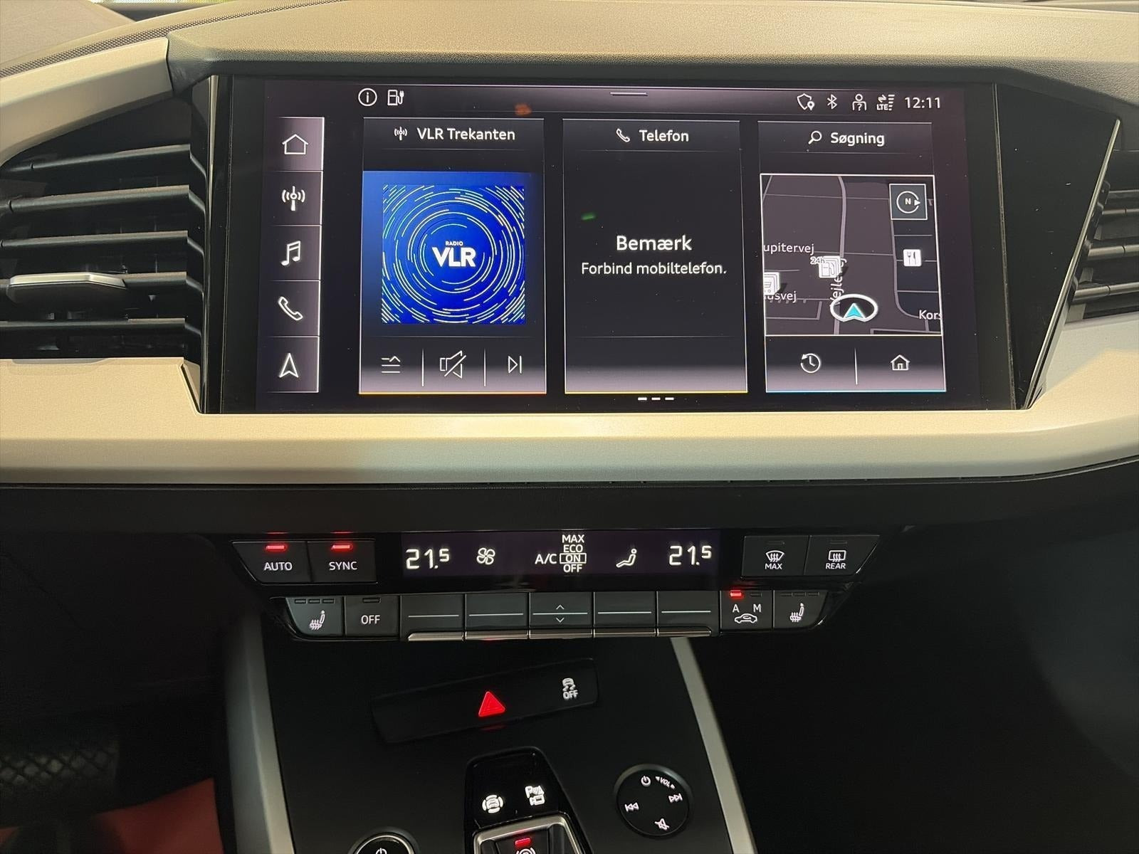 Grå Audi Q4 e-tron fra 2023