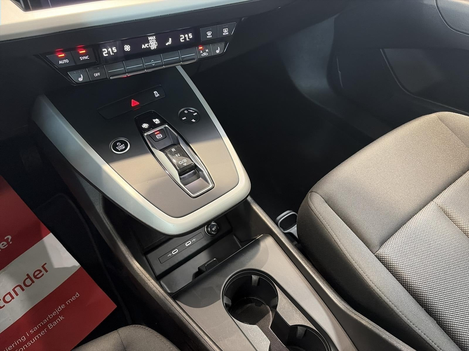 Grå Audi Q4 e-tron fra 2023