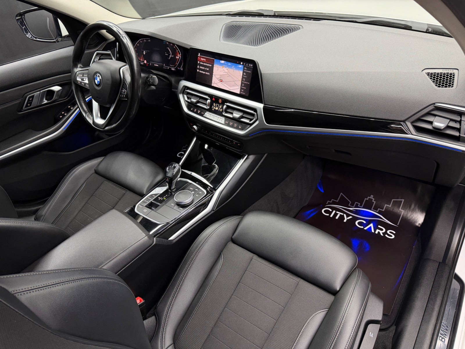 Hvid BMW 320d fra 2021