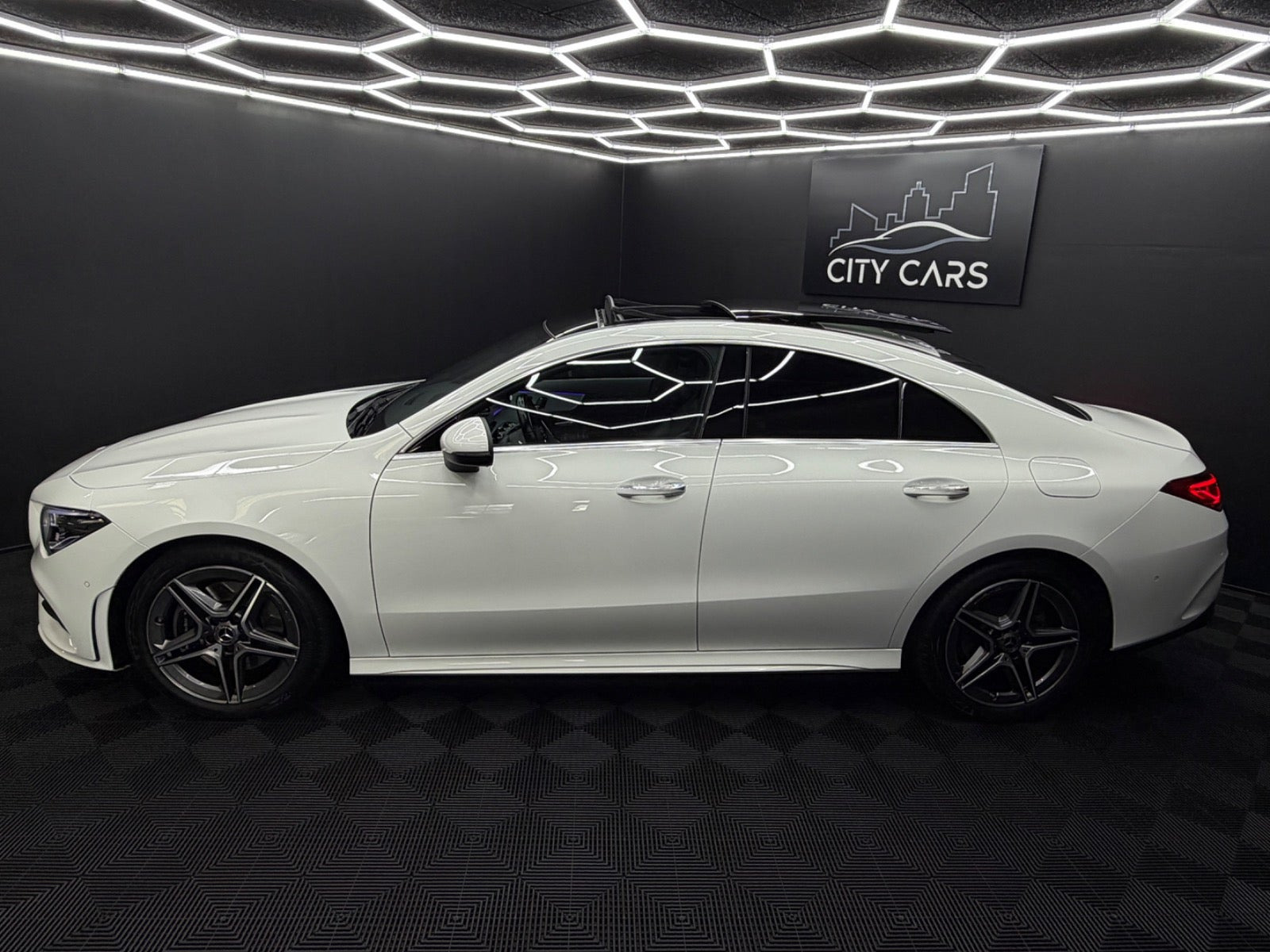 Hvid Mercedes CLA220 d fra 2020