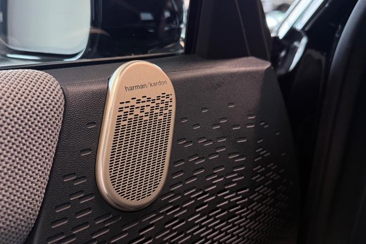 Sort Mini Cooper SE fra 2025