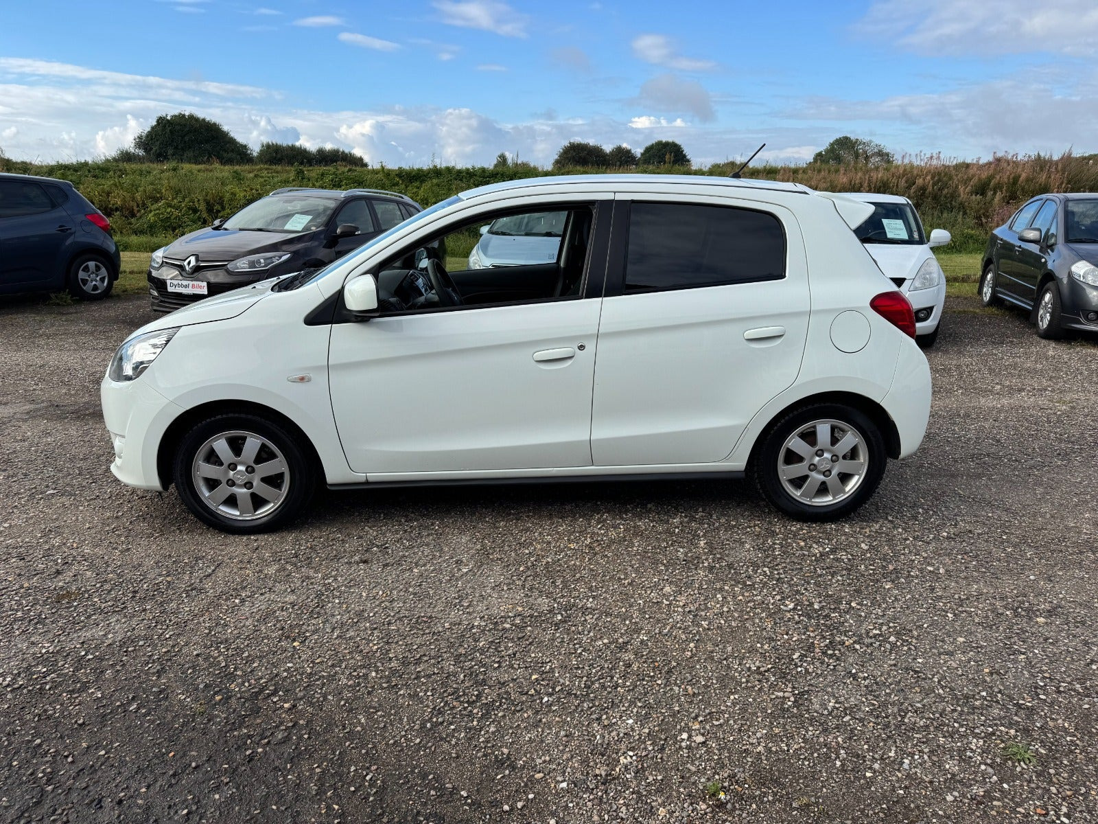 undefined Mitsubishi Space Star fra 2015