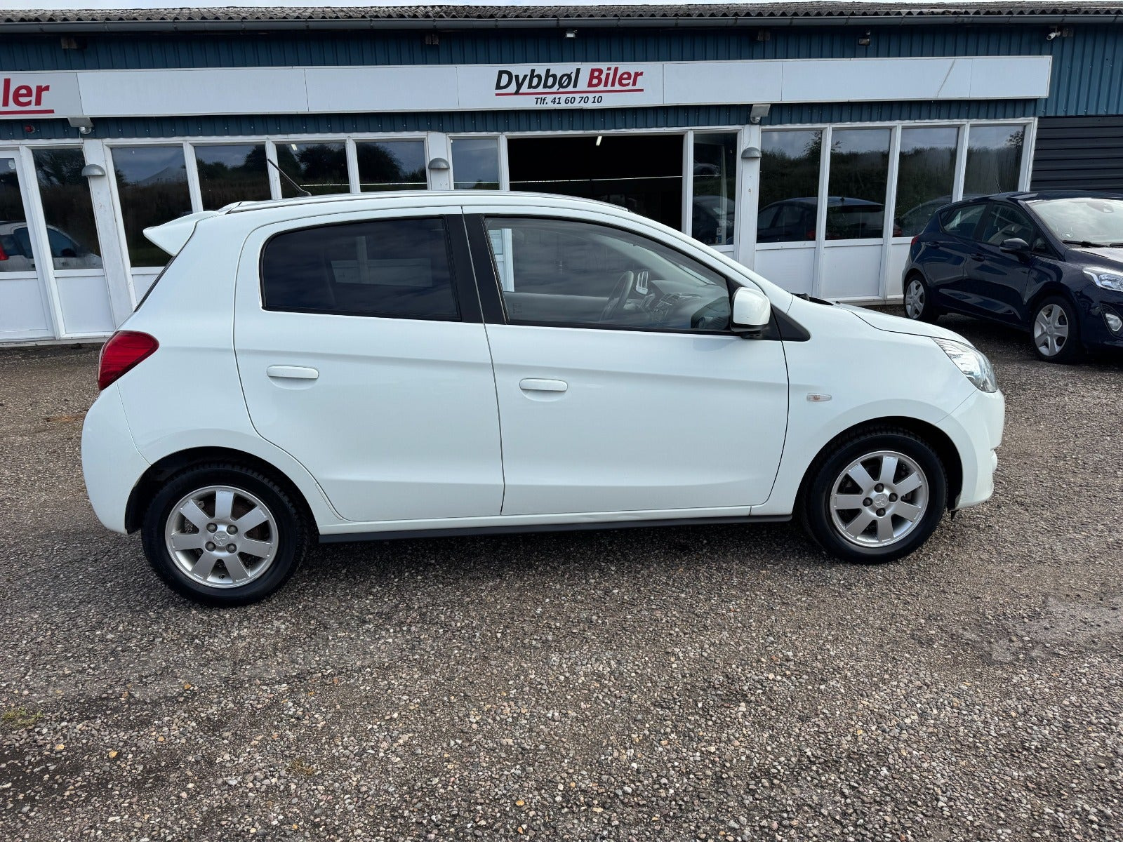 undefined Mitsubishi Space Star fra 2015